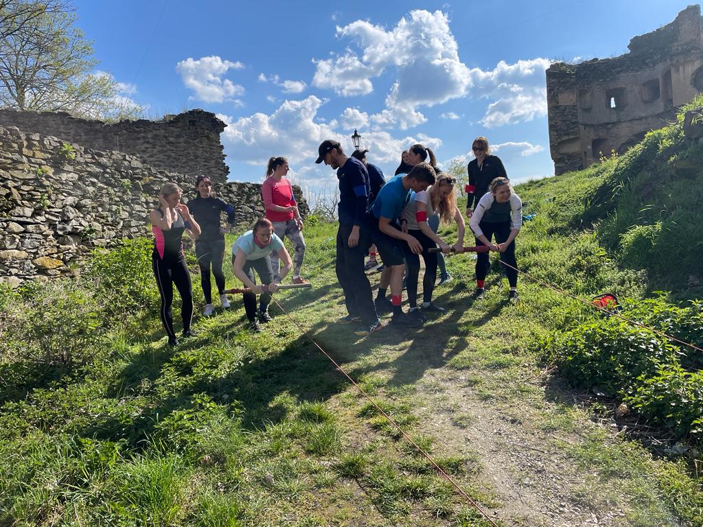 Hra Pevnost Dobravka - týmový úkol